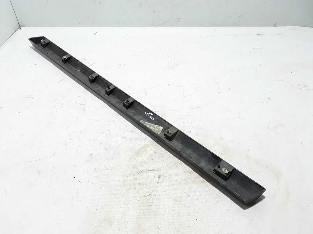 VOLVO V70 3 generation (2007-2020) Front Left Door Molding 30678132 22478418