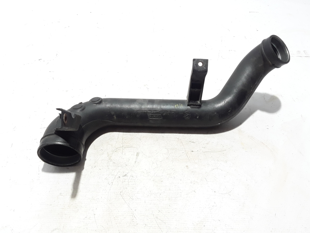Used VOLVO V70 Air intake hose 31319775