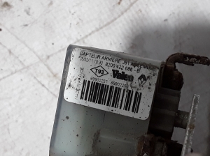 RENAULT Espace IV (2002–2014) Sensor an der Hinterradnabe 8200422686 - 2