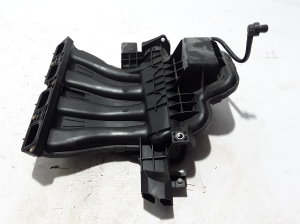  Intake manifold 