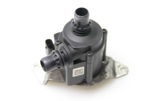 Auxiliary water pump - 8511748