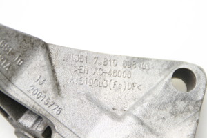 BMW X5 F15 (2013–2018) Kütusepumba hoidik 7810698 - 3