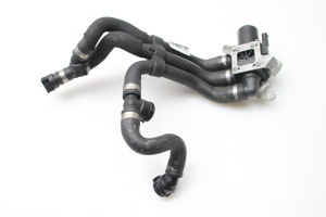 BMW X5 F15 (2013–2018) Jahutusradiaatori voolik 8573156 - 4