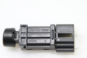 Mitsubishi Lancer (2007–2017) Other switch R2362 - 3