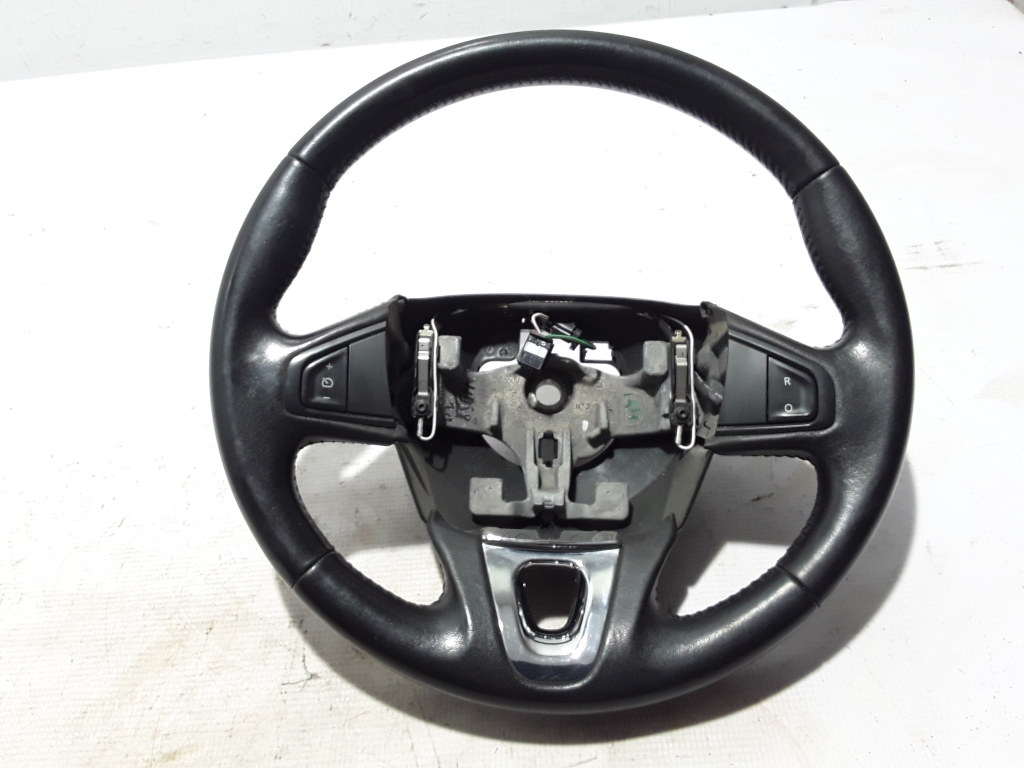 Used RENAULT Megane Steering wheel 484306291R