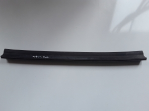   Rear side door sealing rubber 