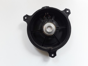 Subaru Forester SK (2018–2026) Rear side door speaker 86301FL040 - 3