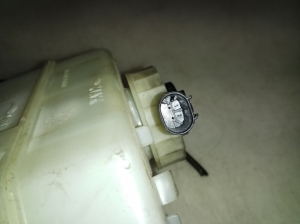 BMW 3 SERIES E46 (1998–2007) Brake master cylinder - 2
