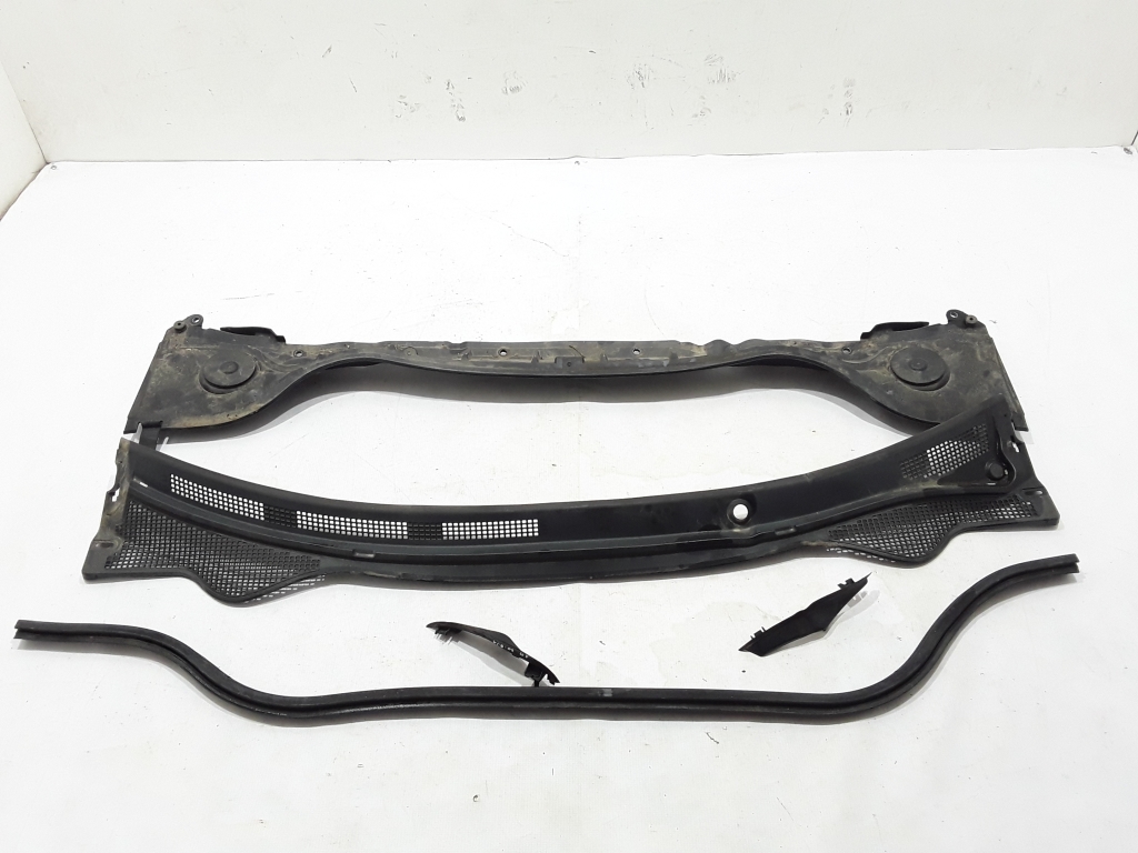 RENAULT Laguna 3 generation (2007-2015) Front  Wiper Cowl Trim 22478732