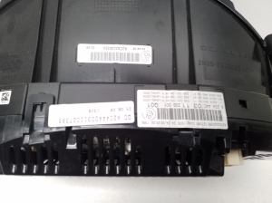 Mercedes Benz GLK-Class 204 (2008–2015) Instrument cluster A2044400311 - 3