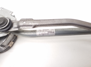 Mercedes Benz GLK-Class 204 (2008–2015) Scheibenwischermechanismus vorne und seine Teile A2048201340 - 3