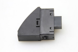 Kia Sorento (2009–2014) Interior light switch - 2