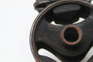 Kia Sorento (2009–2014) Gearbox mount 219122B100 - 4
