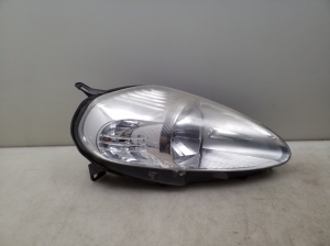 Headlight - 89101388