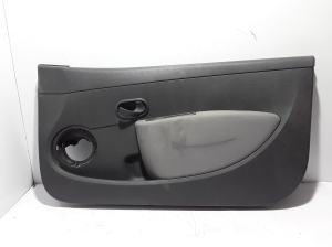 RENAULT Clio III (2005–2012) Front door panel 8200293534 - 2