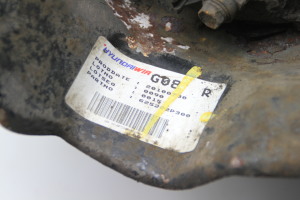 Kia Sorento (2009–2014) Front wheel hub 625202P300 - 2
