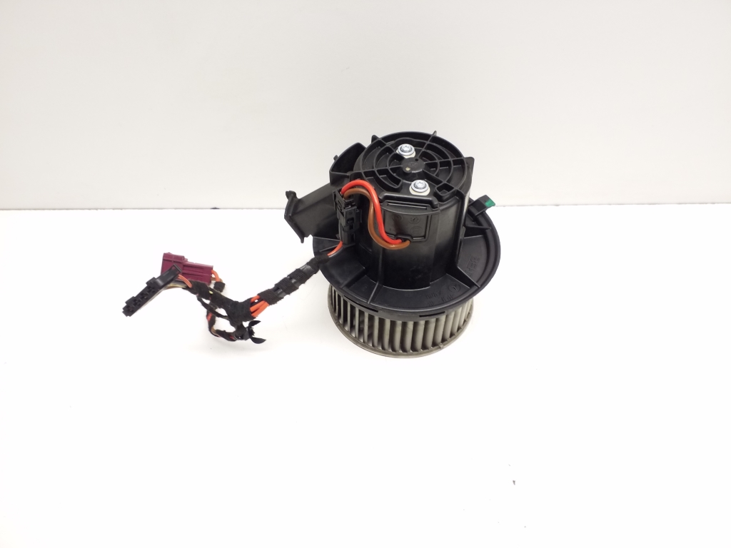 MERCEDES-BENZ GLK-Class X204 (2008-2015) Motor încălzitor interior A2048200008,A2048200208 21863889