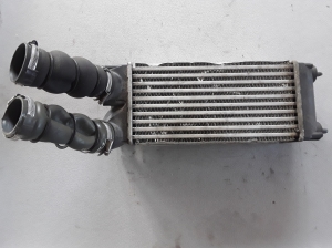  Intercooler radiaator 