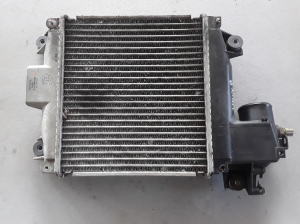  Intercooler radiator 