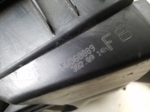 Opel Insignia (2008–2017) Luftfiltergehäuse 55560889 - 5