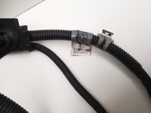  The cable is plus 