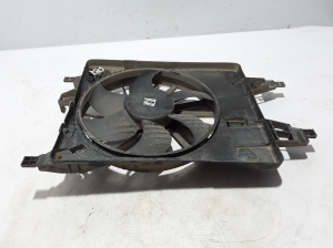   Ventilateur de refroidissement et ses pièces  - 921206476R 