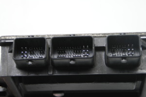 RENAULT Modus (2004–2012) Engine control unit 8200399038 - 3