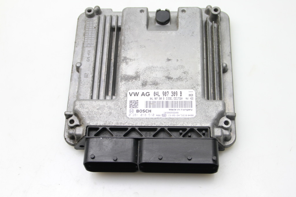 VOLKSWAGEN Golf 7 generation (2012-2024) Блок керування двигуном ECU 04L907309B 27310748