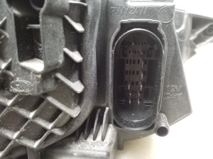 AUDI A1 8X (2010–2018) Scheinwerfer vorne 8XA941005 - 2