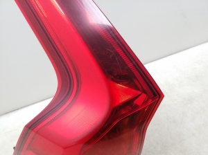  Rear corner lamp 