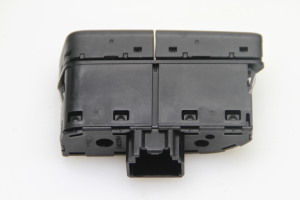 Ford Focus (2004–2011) Schalter für Windschutzscheibenheizung AM5T18K574 - 3