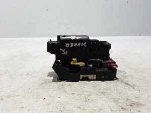  Rear tailgate lock 