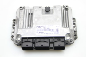 Motorsteuergerät - 9M5112A650AE