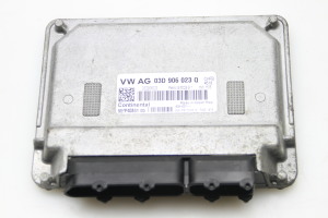 Motorsteuergerät - 03D906023Q