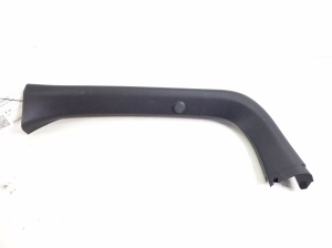  Other detail of the boot lid punch 