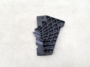  Front bumper bracket 