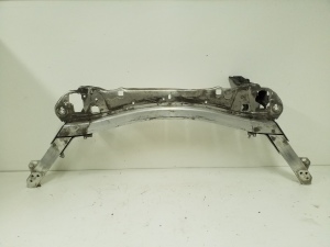  The middle part of the front frame 