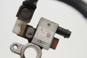 Opel Corsa D (2006–2014) Negative cable terminal 13306650 - 2