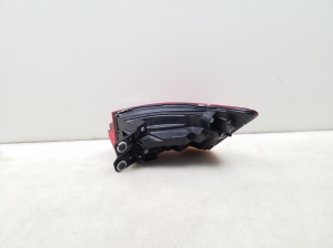 AUDI A6 C8 (2018–2025) Eckleuchte hinten 4K5945069 - 3