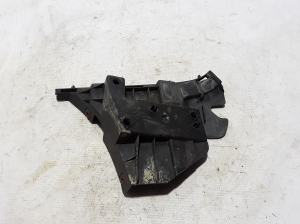  Front bumper bracket 