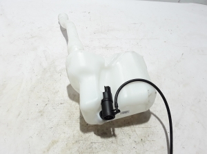 Front washer fluid reservoir - 289100406R
