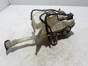 VOLVO V40 (2012–2019) Front washer fluid reservoir 31276094 - 2
