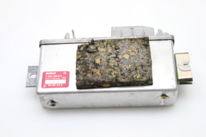 Control unit - 701907379A