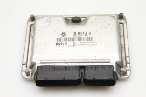 Motorsteuergerät - 038906019NS