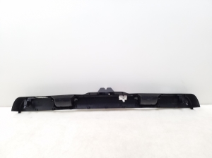 Mercedes Benz ML-Class 166 (2011–2015) Sonstiges Teil der Heckklappenverkleidung A1667403600 - 3