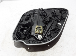 VOLVO XC40 (2017–2026) Aizmugurējo durvju logu pacēlājs 30747105 - 3
