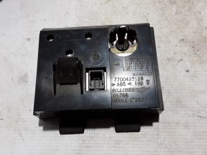 RENAULT Laguna I (1993–2001) Screen 7700423381 - 2