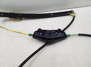 AUDI A4 B8 (2007–2016) Front door window regulator 8K0837462A - 5