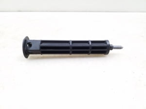 AUDI A4 B8 (2007–2016) Tagatule muu osa 8E0945246B - 2