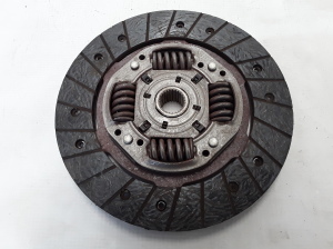   Clutch plate 